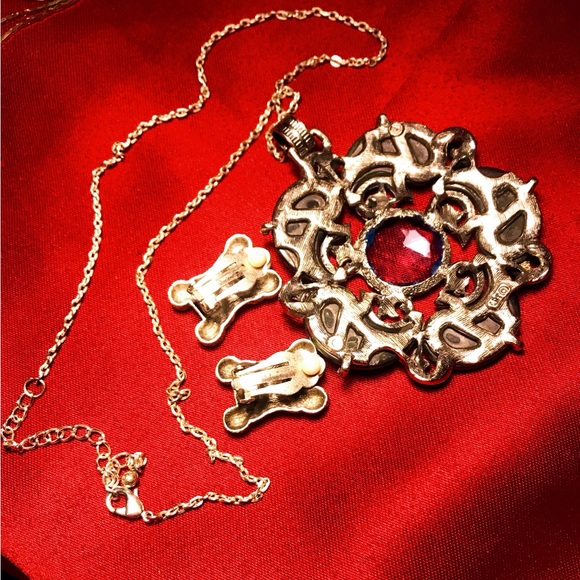 Vintage Arthur Pepper “Art” Silver and Green swirl pendant/necklace - Picture 9 of 13